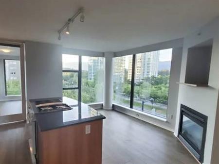 Coal Harbor - 2 BD with Great Views