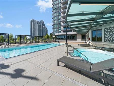 1 Bedroom at Hensley with A/C, Unobstructed views and an Outdoor pool