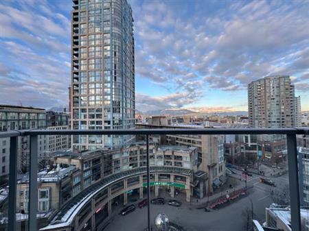 Condo Fully Furnished 1 Bed 1 Bath Downtown Vancouver