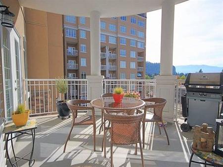 2BD 2BA, Recreation Room, Private Balcony/Patio