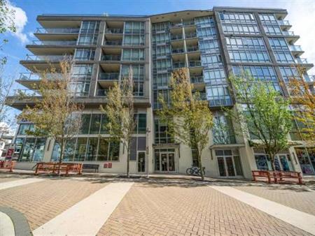 1 BED 1 BATH 1 DEN - Nanaimo & Kingsway