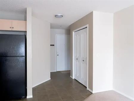 Cozy 2-beds 1-bath condo in a convenient location available for rent immediately | 10 Prestwick Bay SE, Calgary