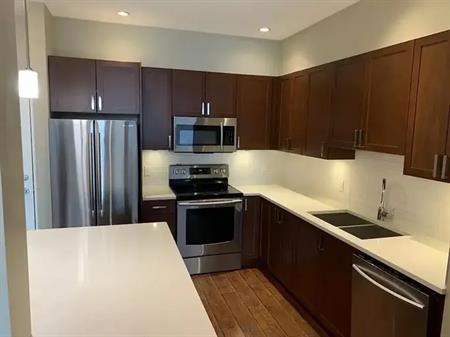 2 Beds+Den / 2 Baths  Condo | 105 - 28 Auburn Bay Link Southeast, Calgary