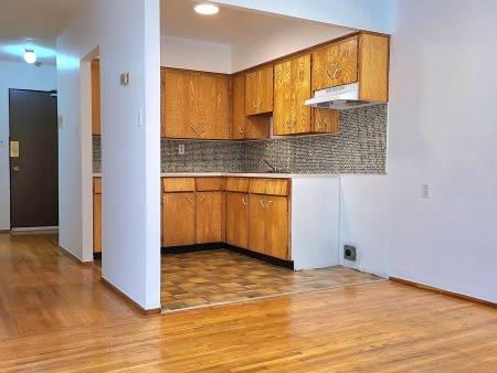 Bachelor Suite for rent in Downtown