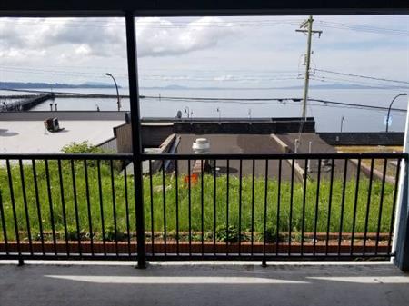 White Rock at The Pier 1 bedroom Apartment For Rent