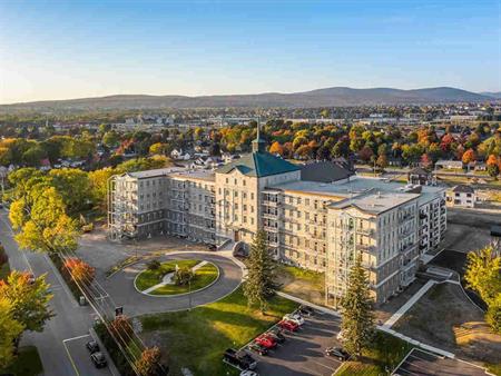 Le luxe de la tranquillité : Le Divin à Beauport Québec - Condo à louer - appartement / logement