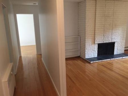 2 bdrm townhouse apartment