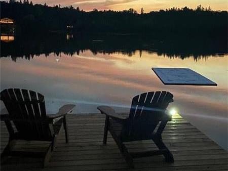 Beautiful waterfront cottage near Wakefield on Lac Bernard