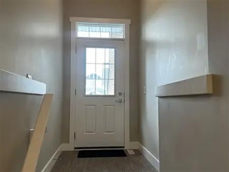 Newer 1 bed basement suite w/ separate laundry & high ceilings Southfork Leduc, | Leduc