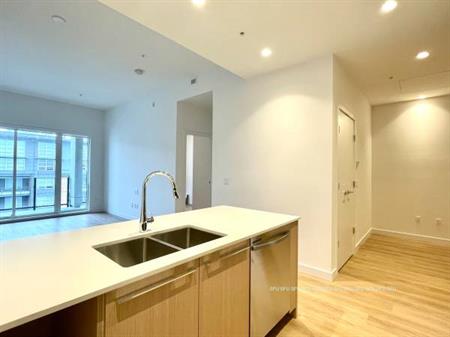 Top floor 1 bed 1 den 1 bath 10” ceiling unit at SFU (avail Apr 1)