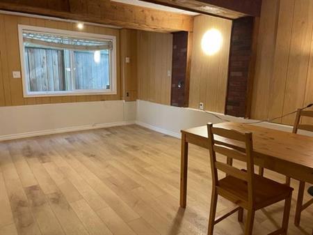 close to UBC 3 bedroom 1 bath house (share suite near UBC)