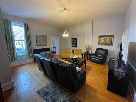 Port Hope ONT 1Bdrm Executive Furnished Apartment $1900/m