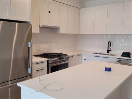 2 Bed 2 Bath Condo for Rent in Langley City