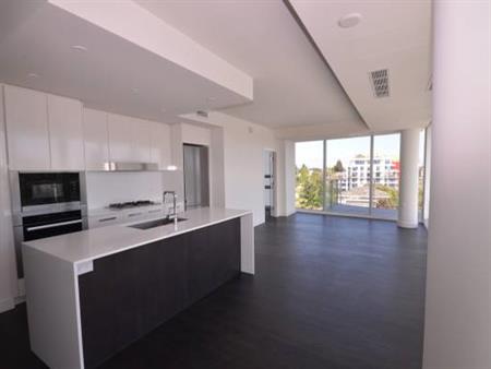 Oakridge 2 Bedrooms with a Large Balcony