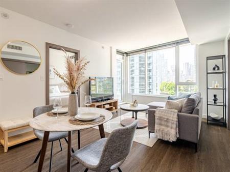 Furnished 1 BR 1 Bath with Pool - Yaletown