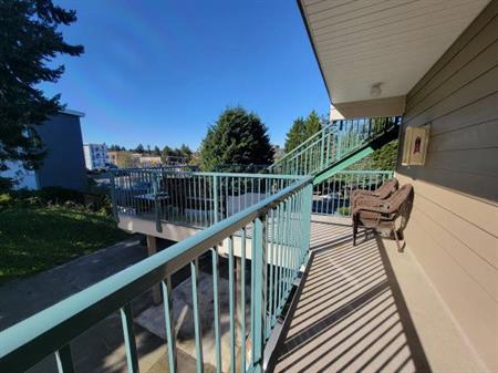 1 bed, 1 bath by Nanaimo Hospital