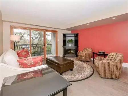 U of G  " Water Condominium "  Great Suite! | 119 Water Street, Guelph