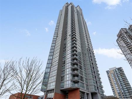 West One | 1408 Strathmore Mews, Vancouver