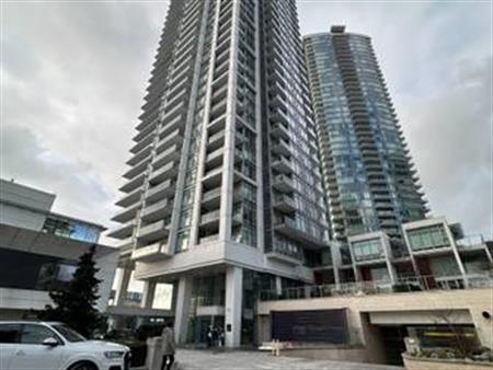 Breathtaking 2bed/2bath + Flex condo