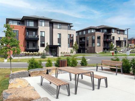 Boundstone Apartments by Uniform Living | 150 Boundstone Way, Kanata