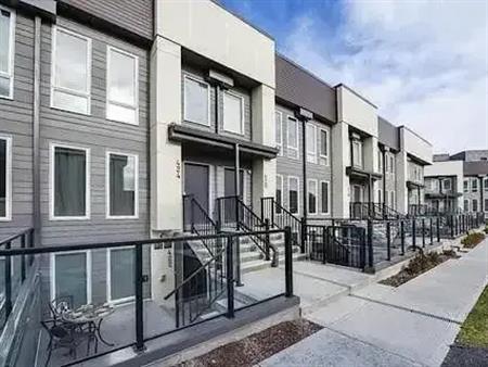 1 Bedroom Condo -Seton | 422 - 19500 37 St SE, Calgary