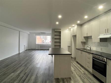 2 CH - 1 SDB - Montréal - $2,100 /mo