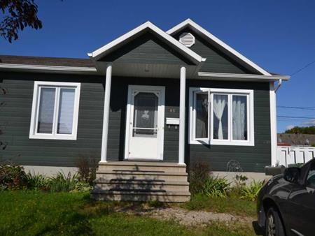 Maison jumelé à louer à Victoriaville