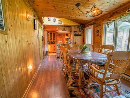 chalet Estrie lac, DEAL dern. minute Magog