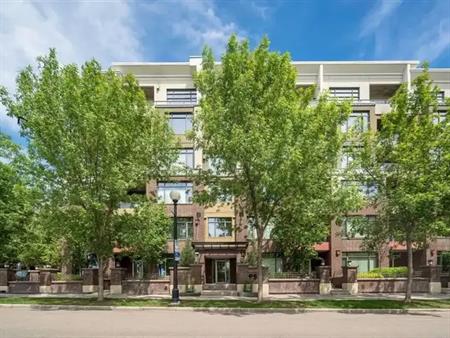 335 950 Center Ave NE | 950 Centre Avenue Northeast, Calgary