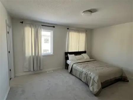 FURNISHED MASTER BEDROOM IN SHARED HOUSE IN ORLEANS, OTTAWA | 51 Chemin de Jargeau Road, Ottawa