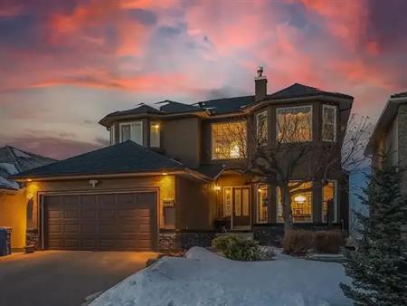 Exceptional Walk-Out Home in The Hamptons – Backing Onto Golf Course | 138 Hamptons Heights Northwest, Calgary