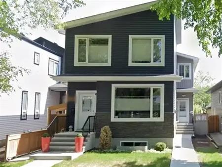 3 & 1 Bedroom Duplex Style Units in Newton - SF193 | 11919 55 Street, Edmonton