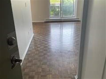 Studio - Gatineau - $1,145 /mo