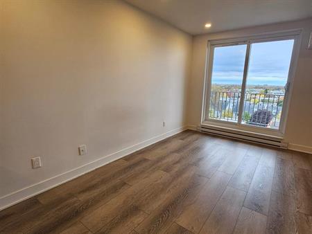 Studio - Montréal - $1,245 /mo