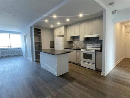 2 CH - 1 SDB - Montréal - $2,275 /mo