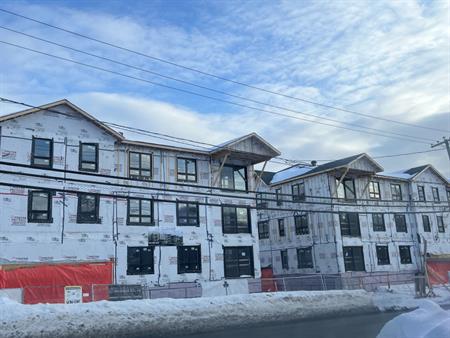 Condo à Louer Bois-des-Filion