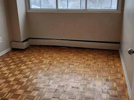 2 CH - 1 SDB - Montréal - $1,695 /mo