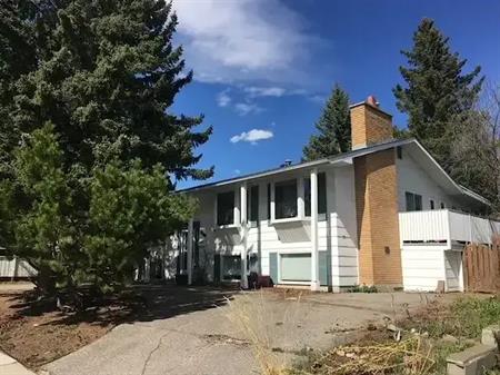 Looking to Rent Quiet, Sunny Home in Brentwood | 5136 Barron Dr. NW, Calgary