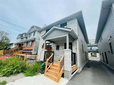 681 Edison Ave Unit B | 681 Edison Ave, Ottawa