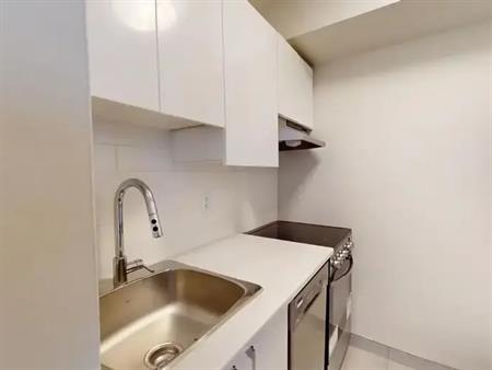 61 McEwen | 61 McEwen, Ottawa