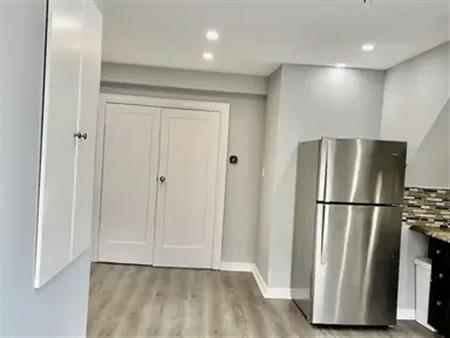 Near to Eglinton LRT oakwood ST. Main floor unit 1 bedroom $1850 | 587 Vaughan Road, Toronto