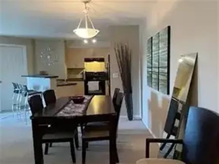 Bright 2 bedroom, 2 bathroom Condo | 10 Prestwick Bay Southeast, Calgary