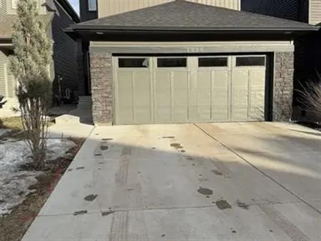 Fully furnished single family home with hot tub | 1938 Graydon Hill Green Southwest, Edmonton