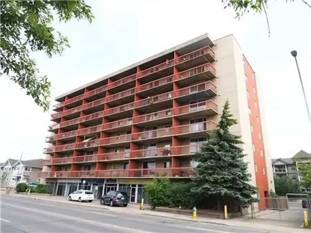 Hollyburn condo available underground parking | 206 - 12831 - 66 Street, Edmonton, AB, T5C 0A5, Edmonton