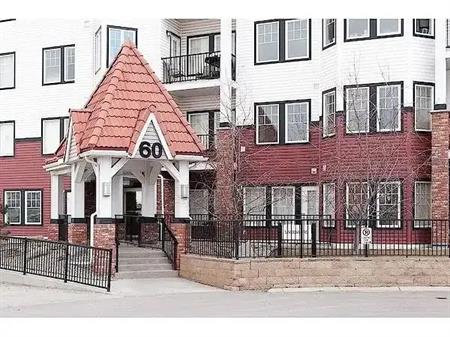 2 Bedrooms Royal Oak Apartment - NW Calgary AB. | 2XX -, Calgary