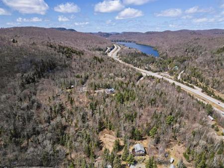 Terrain Résidentiel Mont-Tremblant À Vendre