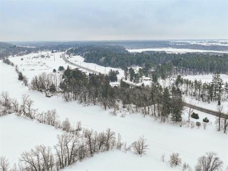 Route Principale, Lachute -- TERRAIN À VENDRE