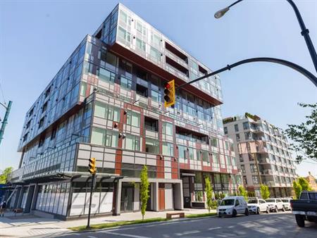 Modern Corner Suite in Cool Mt. Pleasant | 209 East 7th Avenue, Vancouver