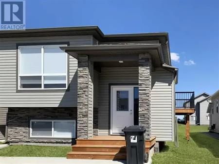 A, 9504 112 Avenue | A, 9504 112 Avenue, Clairmont