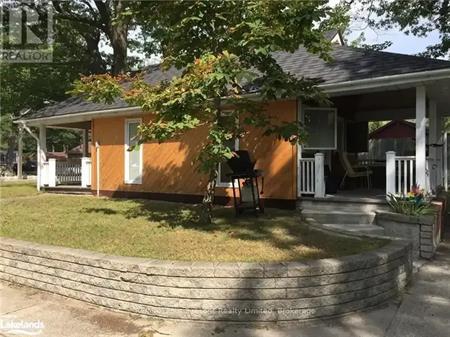 1055 MOSLEY STREET | 1055 MOSLEY STREET, Wasaga Beach